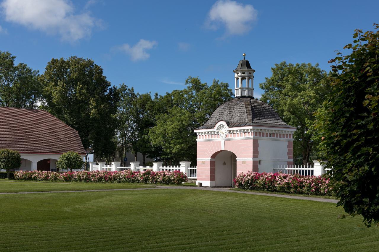 Sagadi Manor Hotel Exteriör bild